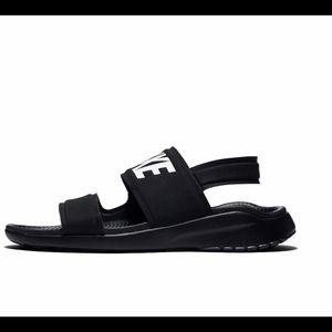 Sandals Nike Tanjun